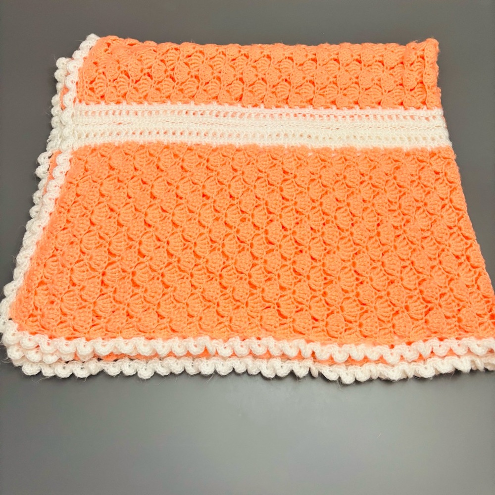 Handmade Crochet Baby Blanket Shell Stitch Coral Orange Newborn Gift VINTAGE 4’
